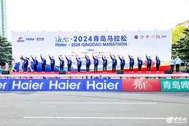 海尔·2024青岛马拉松鸣枪开跑  2.5万名跑者踏上最美赛道图片