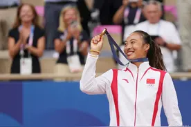 “不是真的”，郑钦文否认！图片