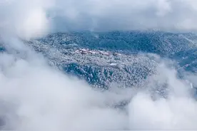 南川：云海冰雪交织，宛如人间仙境图片