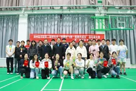羽翼轻飞扬，医路共成长｜滨州医学院附属医院第二届羽毛球赛圆满收官图片