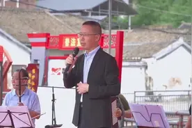 多图+视频|客家山歌、萨克斯独奏……梅县程江大沙村这场文艺演出精彩连连图片