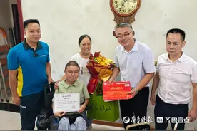 跨越1600多公里，泰山科技学院为新生罗睿燊上门送录取通知书图片