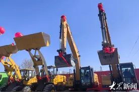 山东两条高速公路同日开工图片