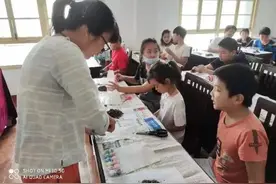 小时候曾在崇明农场生活的她，如今又回来了……图片