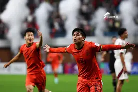 泰山小将为国出战 中国U20首战告捷图片