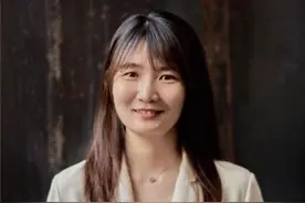 热爱城市行走的她，太City了图片