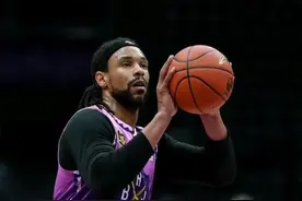 CBA | 萨林杰、沈梓捷战旧主不留情 北控主场稳胜深圳图片