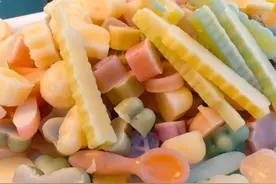 大人尝一口就吐了，它却深受孩子们喜爱，还有儿童出境带货？图片