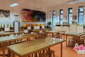 仰取俯拾求发展，参观学习促成长图片