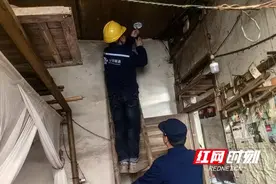 安装智慧烟感报警器 浏阳190余户特殊家庭有了“防火小助手”图片