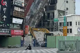 （镜观中国·新华社国内新闻照片一周精选）（10）直击台湾花莲地震图片