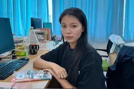 潍坊“00后”教师赵家暄：在岗位上闪闪发光，与学生们共同成长图片