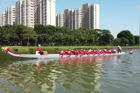 中国故事｜乘风破浪的“妈妈龙舟队”图片