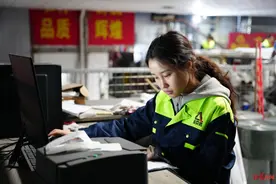 对话在工厂拍短剧的“00后”厂二代：零基础挤进“网红”赛道，创新方式赋能家族企业图片
