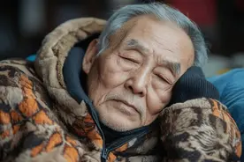 老年人睡眠能力下降，怎么做才能改善？快转给家中老人图片