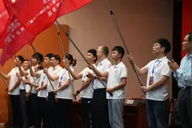 湖北省今年招募西部计划志愿者2045人 分赴21省份和省内乡村振兴一线开展服务图片