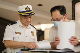 把事业放在心上 把责任扛在肩上——市政协委员履职风采展图片