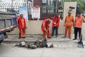 新河街道赵家地社区：党建引领办实事 破损路面换新颜图片