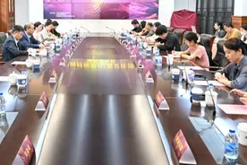 知道吗，上海文艺界有一个出名的“74级”？听他们畅谈“人民文艺为人民”图片