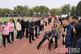 2024年太原市小店区第四届农民运动会暨刘家堡乡拔河赛开幕图片