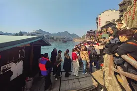 边城茶峒景区喜迎“开门红”图片
