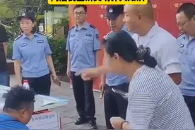 犬证办理进社区，居民群众“零跑腿”图片