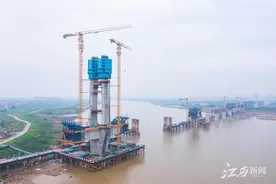 南昌隆兴大桥南支建设稳步推进图片