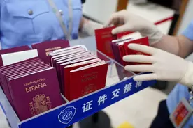 入境便利为自贸港增添开放新活力 海南边检服务保障59国人员入境免签政策实施6周年图片