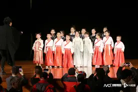 好听！童声诵春贺新岁，好看！纪念堂幻彩穹顶灯光秀等你打卡图片