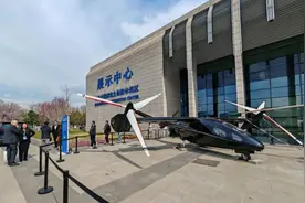 中关村论坛‖“这两架无人直升机，厉害的！”图片
