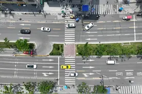 共建共治 提升群众出行“安全幸福指数”——市道路养护中心东城养护所积极开展养护路段整治图片