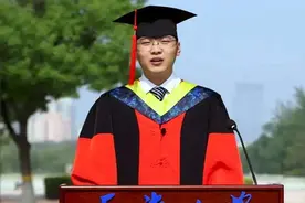 生于1993年，张宇履新副区长图片