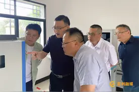 朱爱民调研慈利县城乡污水处理工作图片