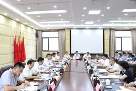 李巍率队到省有关单位对接工作图片
