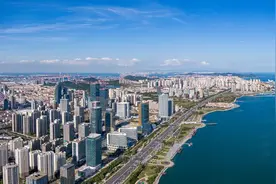 青岛西海岸新区吹响品质西海岸建设“冲锋号”图片
