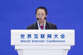 360集团周鸿祎：未来大模型会席卷所有行业，重塑所有行业图片