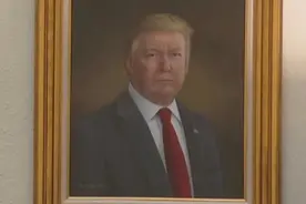 美媒：特朗普不满科罗拉多州议会大厦里自己的肖像画，要求撤走，州长发言人回应图片