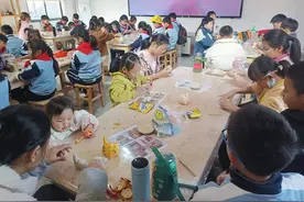 陶瓷+文旅：小镇活力足图片