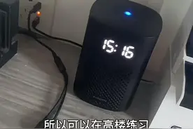 小米小爱音箱回答“可在高楼学习飞行”引争议！客服称已修复图片