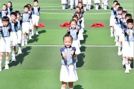 江西乐平一小学开展“强身健体 幸福成长”广播体操活动图片