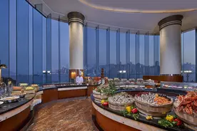 香港一西餐厅屡曝食物中毒，多人吃生蚝后就医！卫生署回应图片