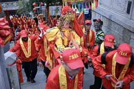 打“飞的”、坐高铁、搭轮渡……天下妈祖“回娘家”图片