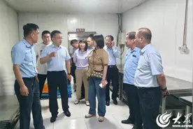 省市场监管局就《山东省食品小作坊小餐饮和食品摊点管理条例》修订工作来莘调研图片