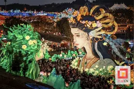 68万人次！2025年春节自贡灯会公交摆渡流量再创新高图片