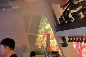 从上海出发的皇家加勒比国际游轮被曝漏水！称系误触洒水器图片