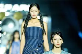 “中国牛仔之都”广州新塘上演原创牛仔品牌时装秀图片