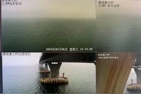 港珠澳大桥桥梁航道恢复正常通航！早上因浓雾一度交通管制图片