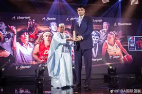 姚明入选FIBA名人堂，成牟作云、郑海霞之后中国篮球第三人图片
