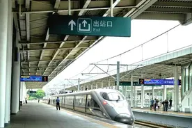 迎接暑运返程高峰西安铁路局加开17对热门方向列车图片