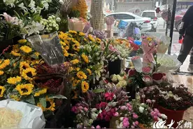 德州观察丨妇女节前花店日销百单 精致小花束备受追捧图片